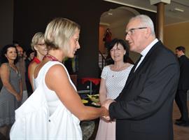 Biskup Jan Baxant navštívil Gymnázium Varnsdorf a Schrödingerův institut